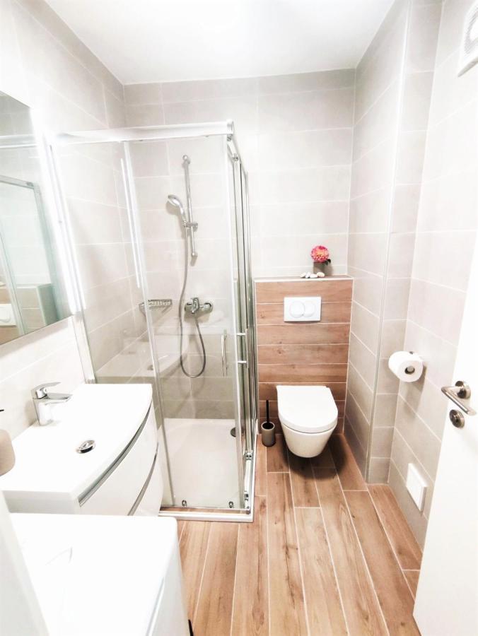 Apartman Dori Pula Exteriör bild